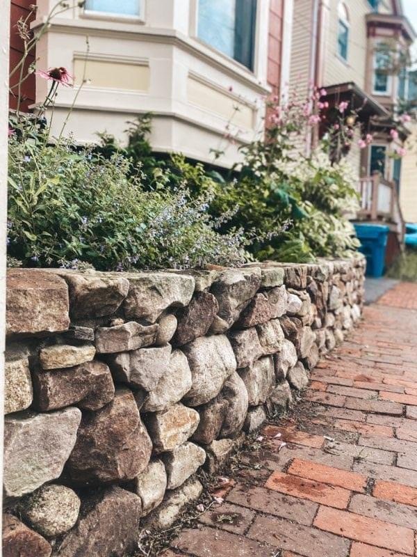 Natural fieldstone retaining wall